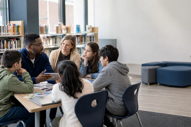 How to Plan Effective Education Outreach in Local Schools